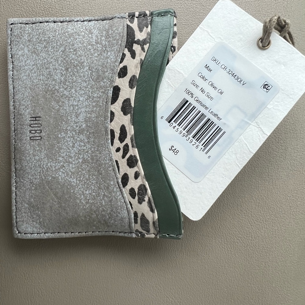 Hobo card holder 10% genuine leather in olive oil